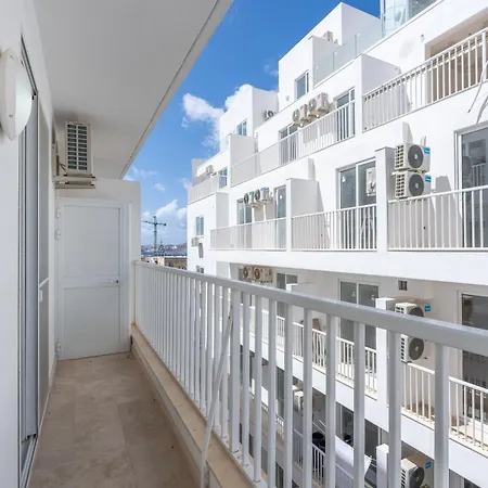 Modern & Luxurious - Prime Location * St. Paul's Bay