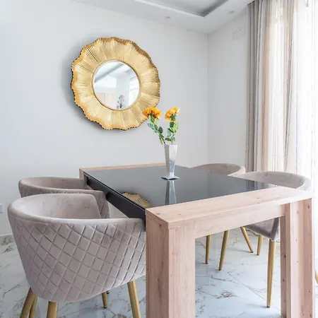 Modern & Luxurious - Prime Location * خليج سانت بول