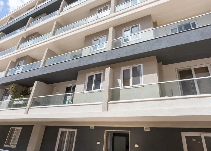 Modern&luxurious - Prime Location Appartement