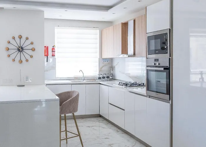 Apartman Modern & Luxurious - Prime Location *